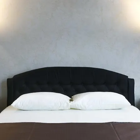 Sky River Club 3* Kyiv